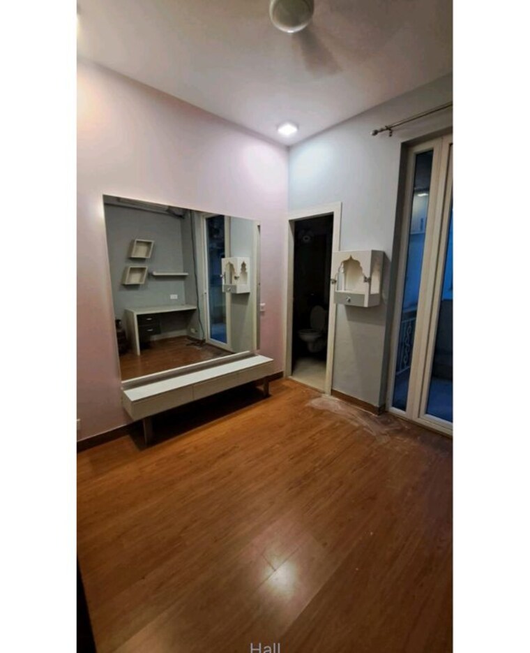 Room, emaar-palm-hills 3 Bedroom 1450 Sq.Ft. Apartment In Sector 77 Gurgaon 10166500