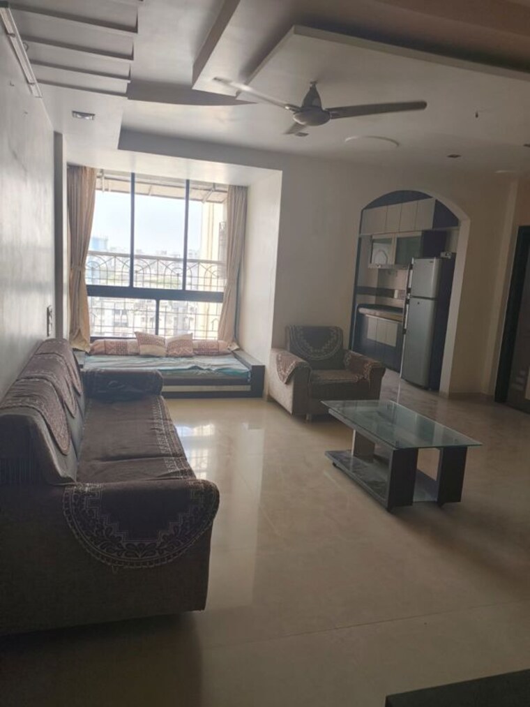 Living Room, adajan 3 Bedroom 1200 Sq.Ft. Apartment In Adajan Surat 10121745