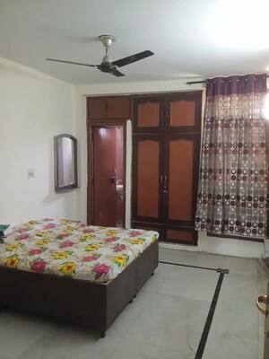 Bedroom in 3 BHK Apartment at Mohit House, Sushant Lok I – for Rent