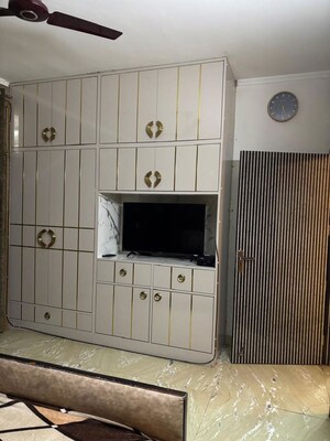 Bathroom in 3 BHK Apartment at Uday Arden 45, Sector 45 – for Rent