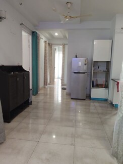 2 BHK Apartment For Rent in AVS Orchard