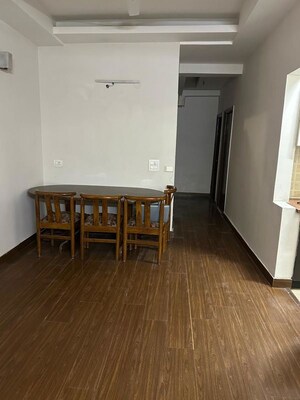 Room in 3.5 BHK Apartment at AVS Orchard, Sector 77 – for Rent