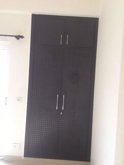 3 BHK + Extra Room Apartment For Rent in Jm Orchid