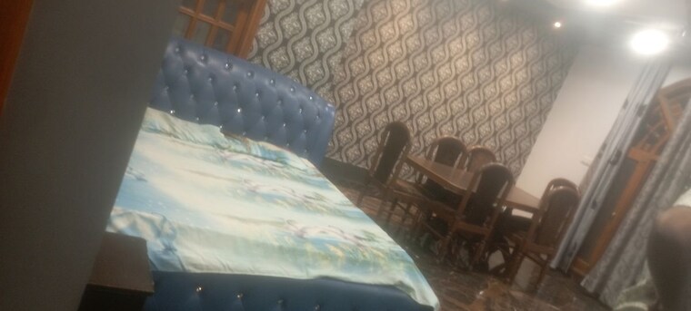  Parking, gomti nagar 2.5 Bedroom 2800 Sq.Ft. Independent House In Gomti Nagar Lucknow 10166545