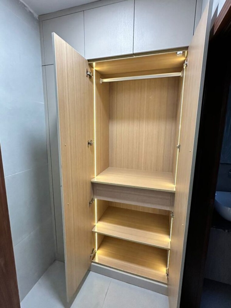 Other, unitech-south-city-1 3 Bedroom 2500 Sq.Ft. Builder Floor In South City 1 Gurgaon 10166557