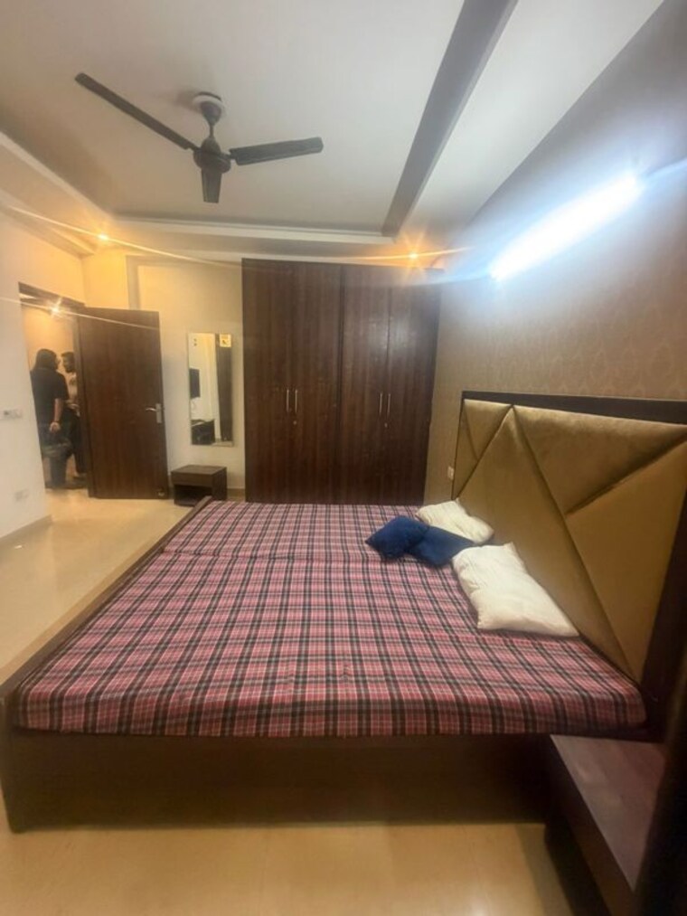 Bedroom, sector 15 1 Bedroom 500 Sq.Ft. Builder Floor In Sector 15 Gurgaon 10166562