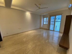 Room in 3 BHK Builder Floor at Saket – for Sale