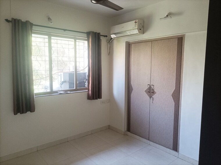 Room, charms-residency-chs 2 Bedroom 865 Sq.Ft. Apartment In Brahmand Thane 10166585
