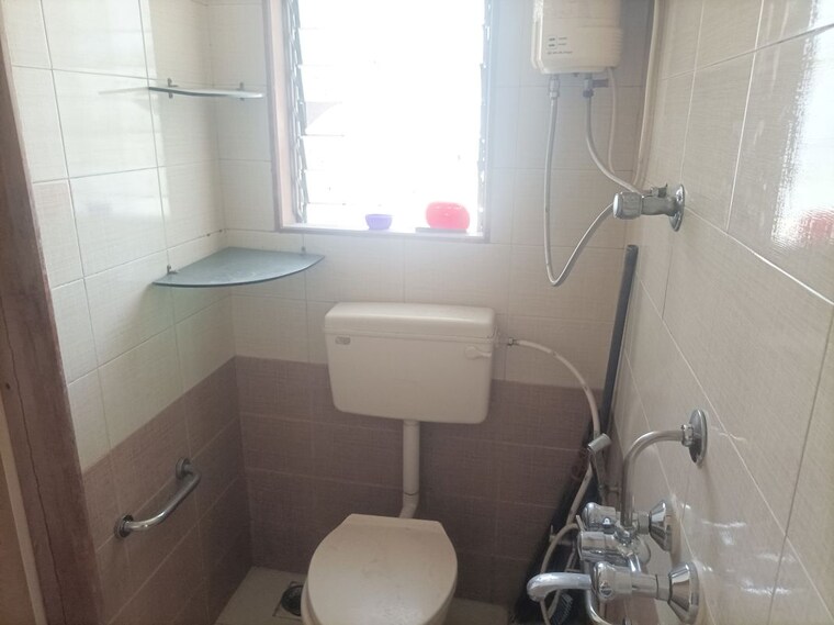 Bathroom, charms-residency-chs 2 Bedroom 865 Sq.Ft. Apartment In Brahmand Thane 10166585