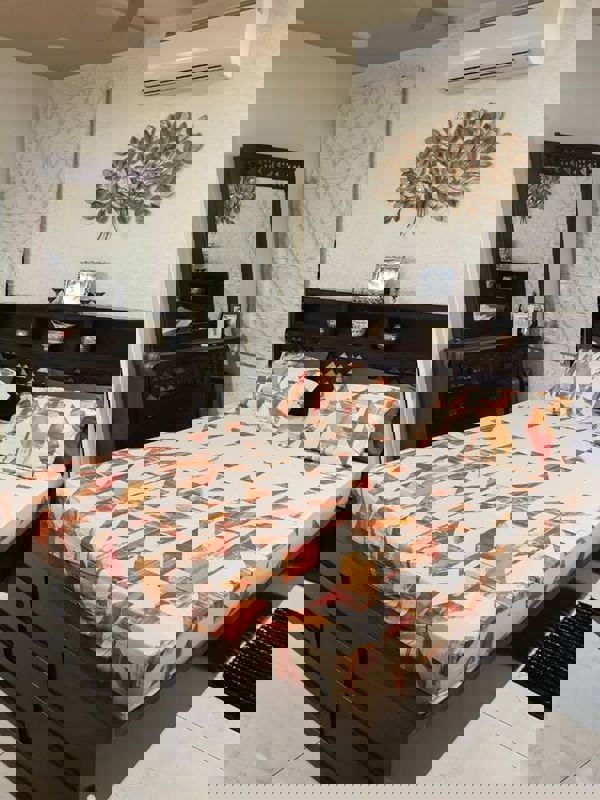 3 BHK + Study Room 1505 Sq.Ft. Apartment in DLF Capital Greens Phase I And II