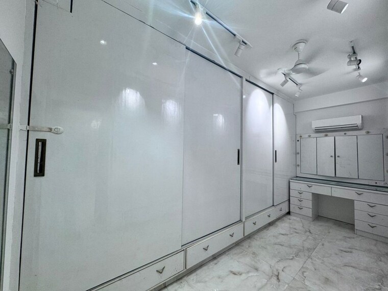 Room, palam-vihar-residents-association 4 Bedroom 6300 Sq.Ft. Builder Floor In Palam Vihar Gurgaon 10166627