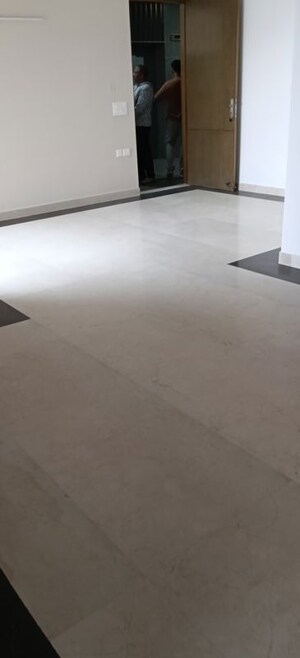 Room in 3 BHK Apartment at The Center Court, Sector 88a – for Rent