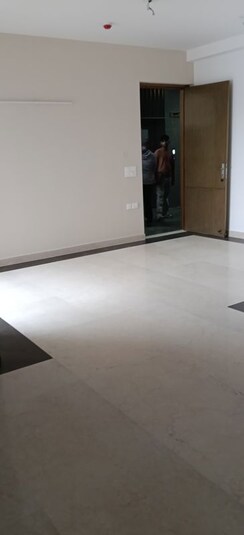 3 BHK + Pooja Room Apartment For Rent in The Center Court