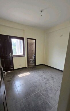 2 BHK Builder Floor For Sale in Wave Floors