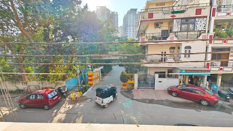 Exterior View, vaishali sector 6 3 Bedroom 1375 Sq.Ft. Builder Floor In Vaishali Sector 6 Ghaziabad 10166635