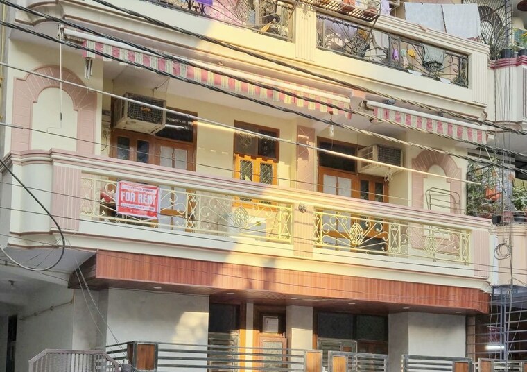 Exterior View, vaishali sector 6 3 Bedroom 1375 Sq.Ft. Builder Floor In Vaishali Sector 6 Ghaziabad 10166635