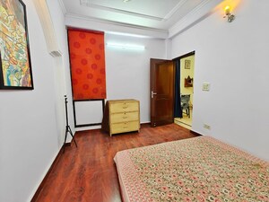 Bedroom in 3 BHK Builder Floor at Vaishali Sector 6 – for Rent