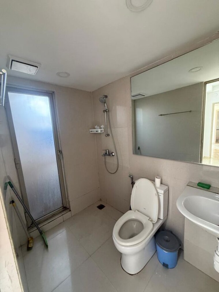Bathroom, hiranandani-obelia-the-walk 1 Bedroom 550 Sq.Ft. Apartment In Ghodbunder Road Thane 10136717