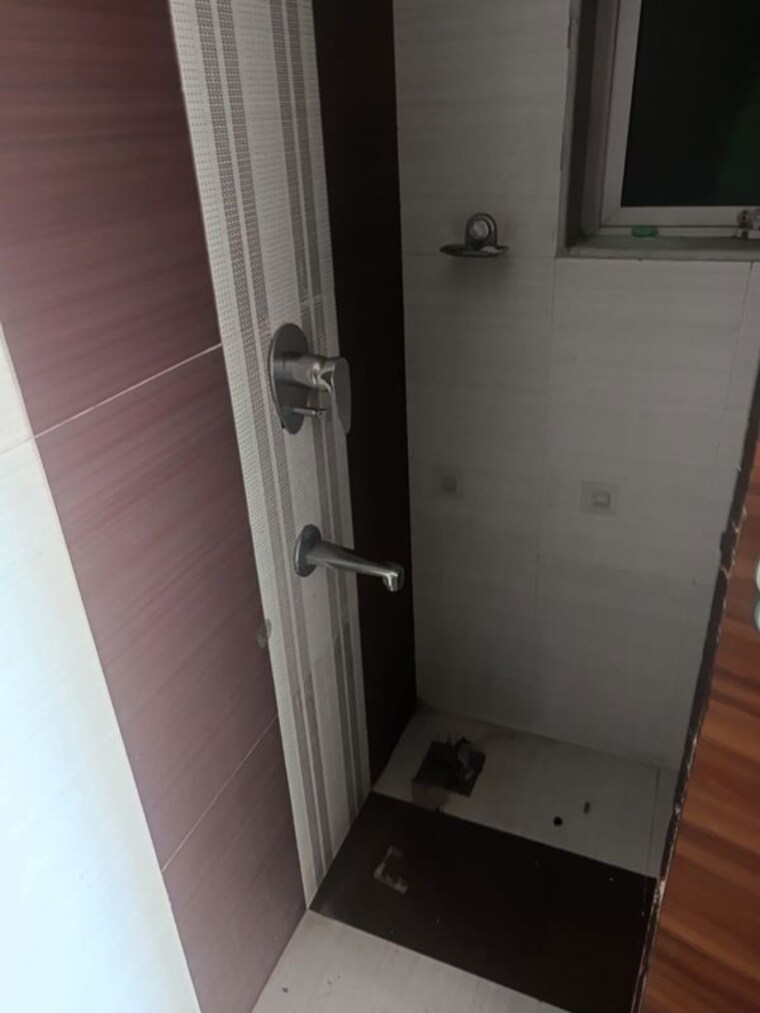 Bathroom, nahar-amrit-shakti 2 Bedroom 694 Sq.Ft. Apartment In Chandivali Mumbai 10166660