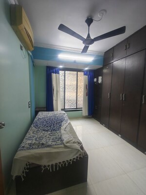 Bedroom in 2 BHK Apartment at Seawoods – for Rent