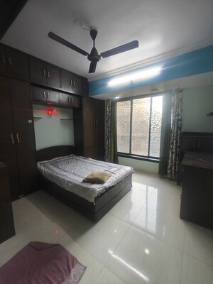 Bedroom in 2 BHK Apartment at Seawoods – for Rent