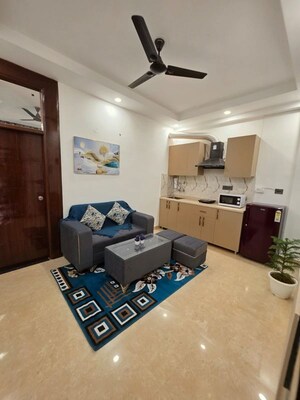 Living Room in 1 BHK Builder Floor at Sector 43 – for Rent