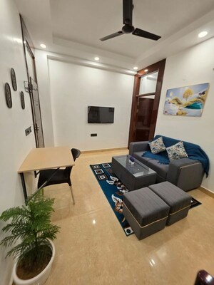 Master Bedroom in 1 BHK Builder Floor at Sector 43 – for Rent