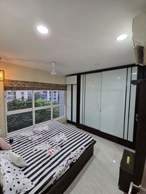 2 BHK Apartment For Rent in Supreme 19, Lokhandwala
