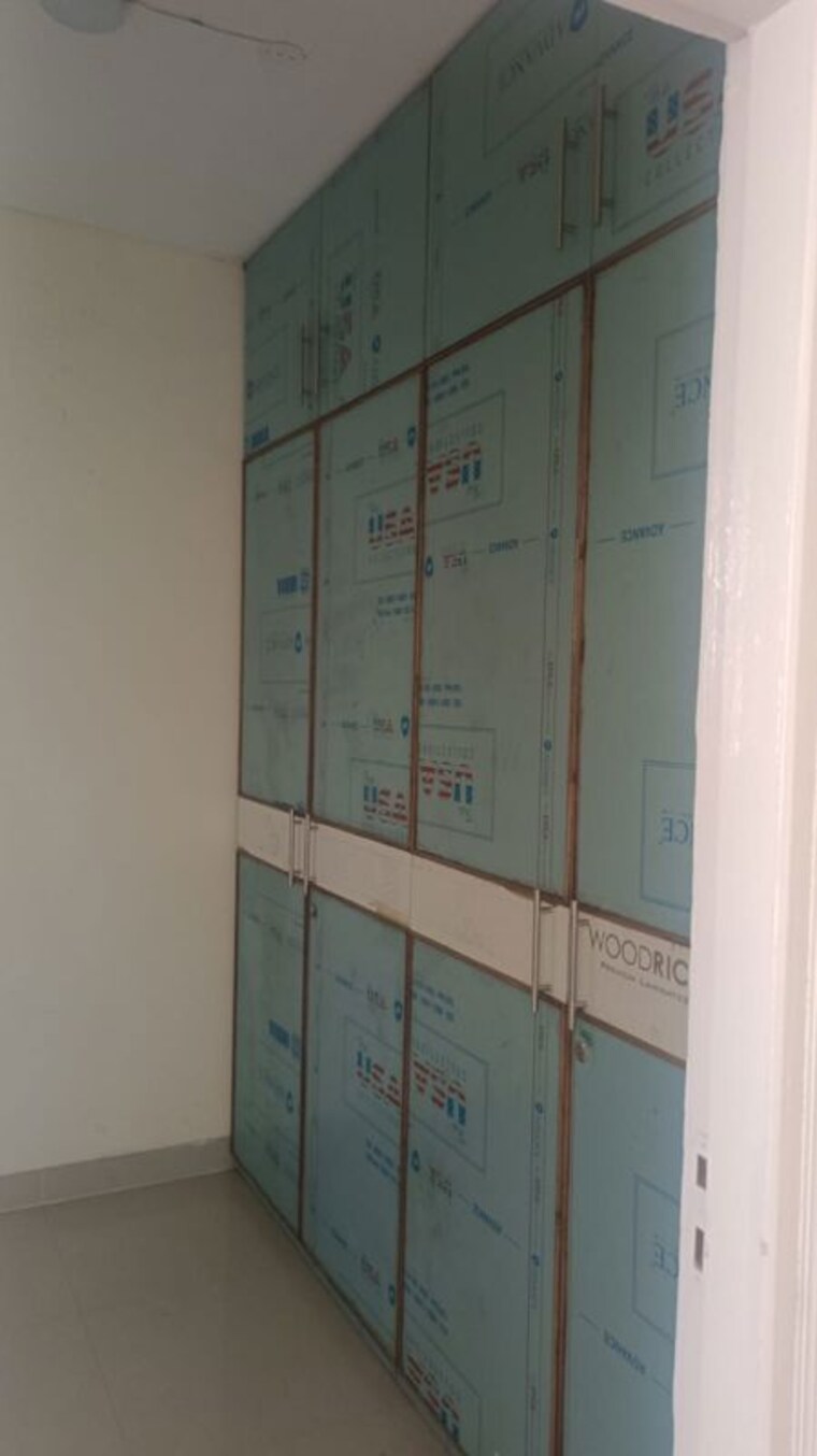 Room, imperia-esfera 4 Bedroom 2600 Sq.Ft. Apartment In Sector 37c Gurgaon 10166697