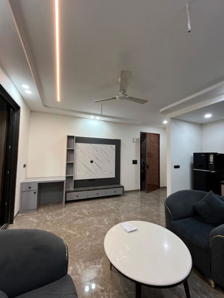 Living Room, bestech-cyber-park 1 Bedroom 600 Sq.Ft. Builder Floor In Sector 36 Gurgaon 10166700