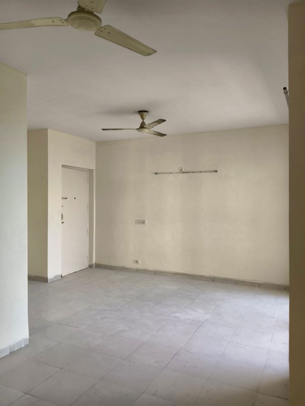 3 BHK + Pooja Room,Servant Room Apartment For Rent in Shiv Sai Park Apartments