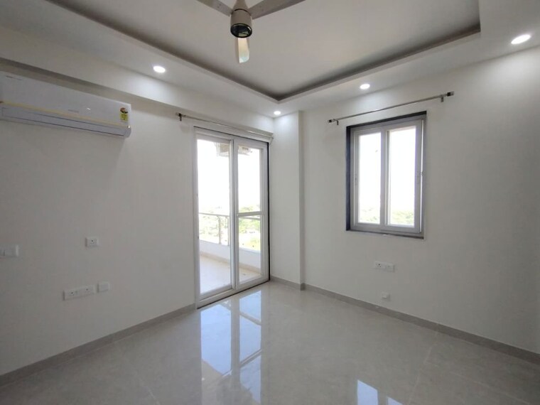 Room, gupta-awas 4 Bedroom 2200 Sq.Ft. Apartment In Sector 43 Gurgaon 10166713