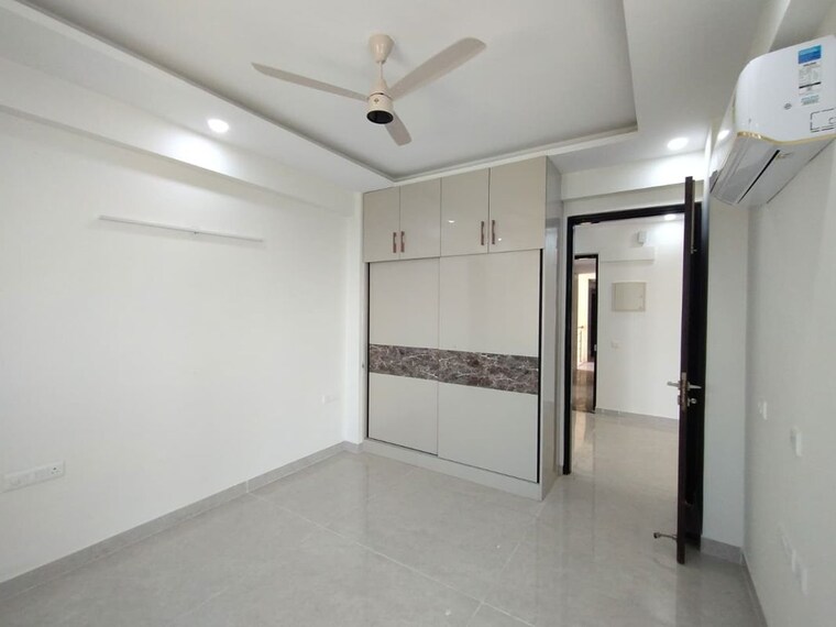 Room, gupta-awas 4 Bedroom 2200 Sq.Ft. Apartment In Sector 43 Gurgaon 10166713
