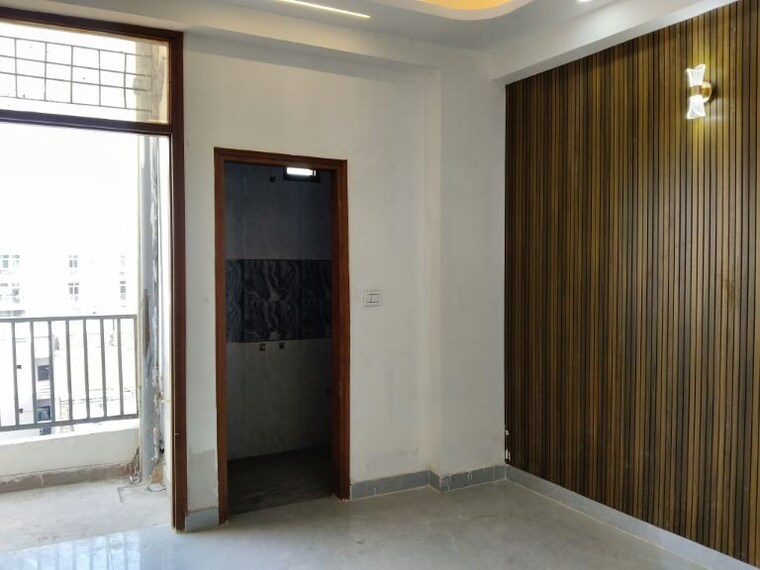 Bedroom, sector 73 2 Bedroom 1000 Sq.Ft. Builder Floor In Sector 73 Noida 10166716