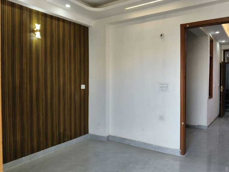 Bedroom, sector 73 2 Bedroom 1000 Sq.Ft. Builder Floor In Sector 73 Noida 10166716