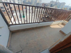 Balcony in 3 BHK Builder Floor at Sector 73 – for Sale