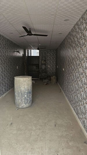  Shop For Sale in Sector 76