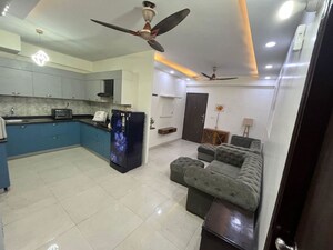 Team Area in 3 BHK Apartment at Signature Global Signum 71, Sector 71 – for Sale