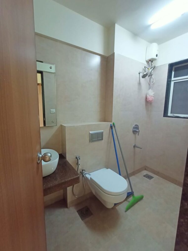 Bathroom, godrej-prime 2 Bedroom 761 Sq.Ft. Apartment In Chembur Mumbai 10166774