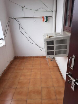 Staircase in 3 BHK Apartment at Greenwood Apartment, Gomti Nagar – for Rent