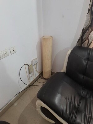 Furnished Amenities in 3 BHK Apartment at Greenwood Apartment, Gomti Nagar – for Rent