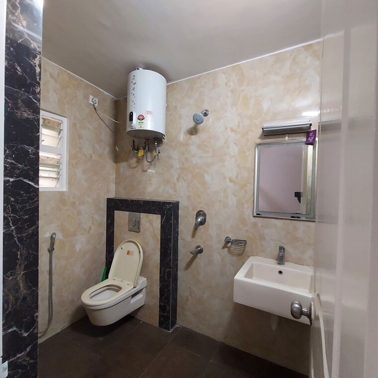 Bathroom, kalyan nagar 2.5 Bedroom 1400 Sq.Ft. Apartment In Kalyan Nagar Bangalore 10166780