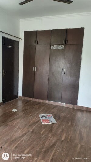 Furnished Amenities in 3.5 BHK Apartment at Aims Golf City, Sector 75 – for Rent