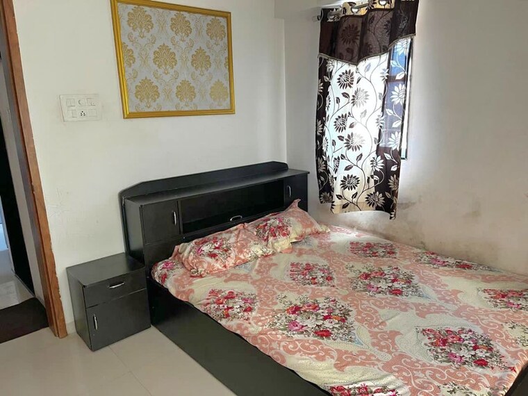Bedroom, satyam-shivam-phase-2 2 Bedroom 850 Sq.Ft. Apartment In Kharadi Pune 10166795