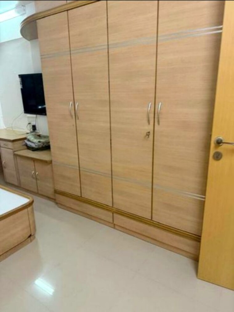 Bathroom, raja-tower-mulund 3 Bedroom 1050 Sq.Ft. Apartment In Mulund West Mumbai 10166823