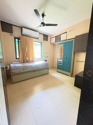 Room in 2 BHK Apartment at Adarsh CHS Vasant Vihar, Vasant Vihar – for Rent