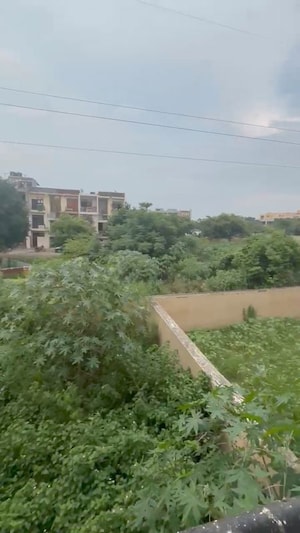 Master Bedroom in 4 BHK Builder Floor at BPTP Park 81, Sector 81 – for Sale