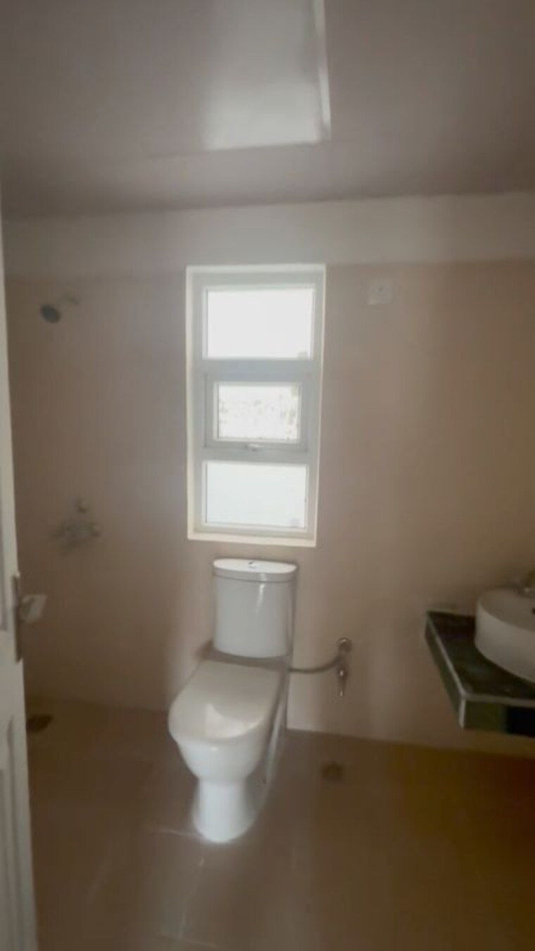 Bathroom, bptp-park-81 4 Bedroom 2365 Sq.Yd. Builder Floor In Sector 81 Faridabad 10166042