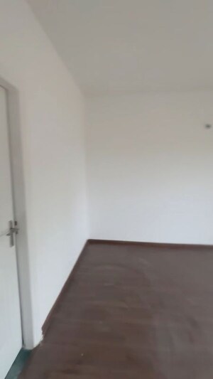 Room in 4 BHK Builder Floor at BPTP Park 81, Sector 81 – for Sale