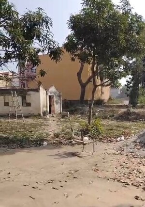  Plot – Exterior View View at Vasundhara Sector 5 - for Sale